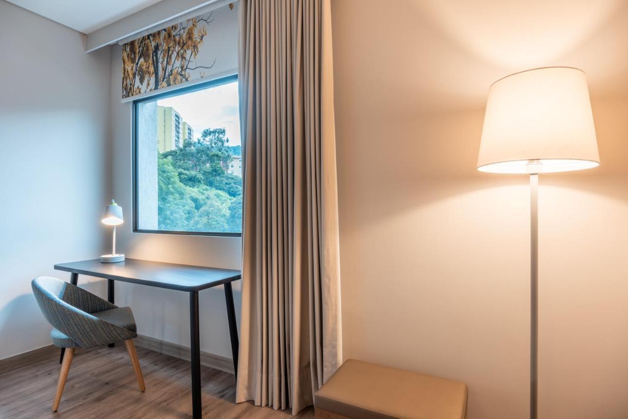 Fairfield By Marriott Medellin Sabaneta Hotel Itagüí Екстериор снимка