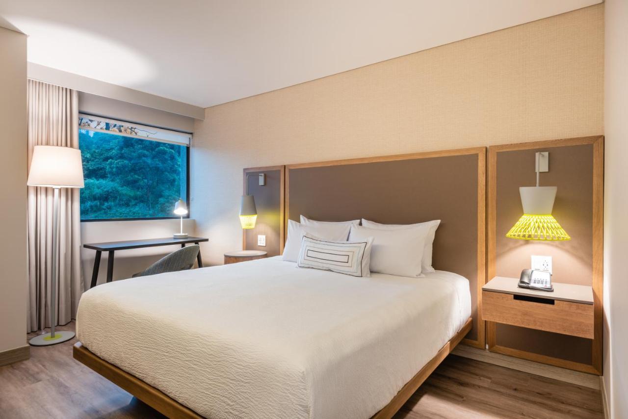 Fairfield By Marriott Medellin Sabaneta Hotel Itagüí Екстериор снимка