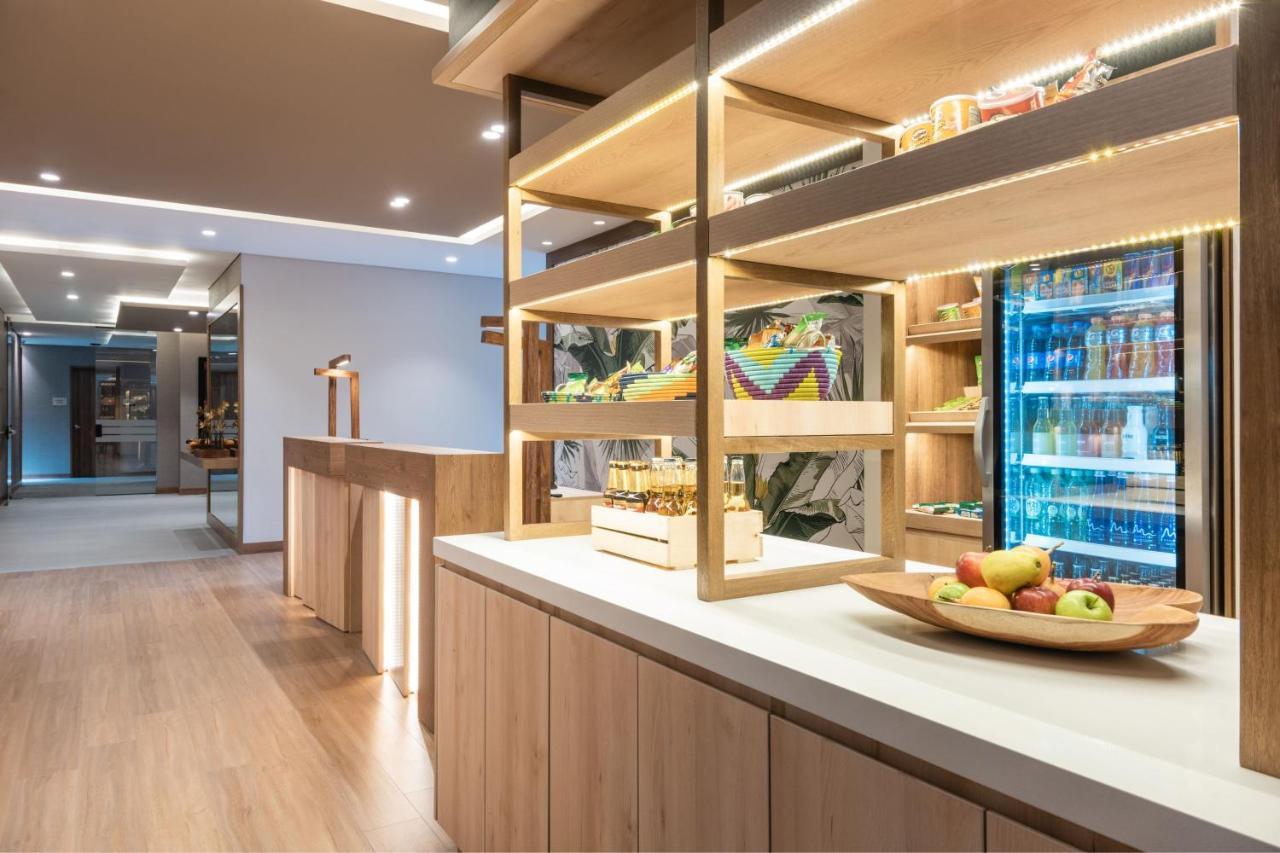 Fairfield By Marriott Medellin Sabaneta Hotel Itagüí Екстериор снимка