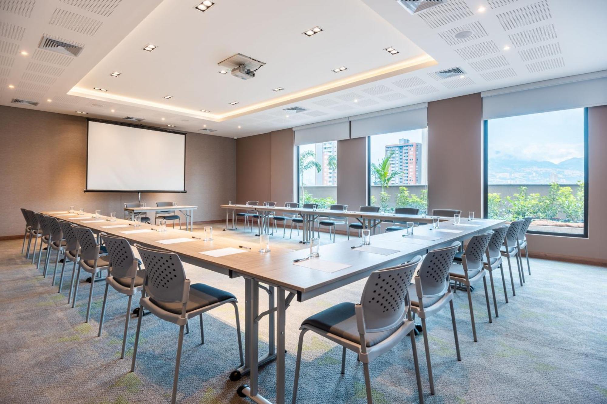 Fairfield By Marriott Medellin Sabaneta Hotel Itagüí Екстериор снимка